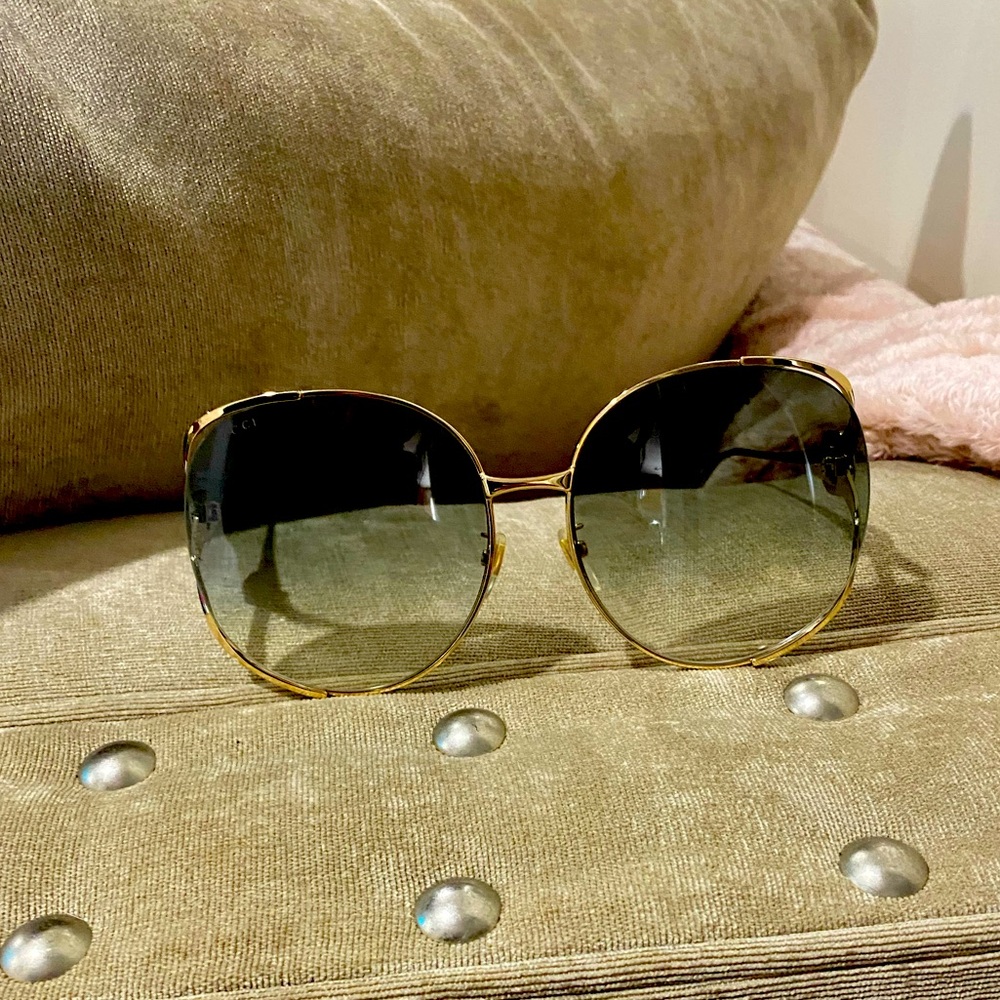 Gucci sunglasses